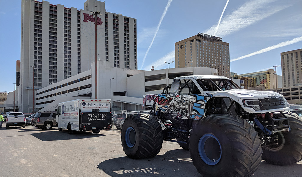 insanity tour monster trucks