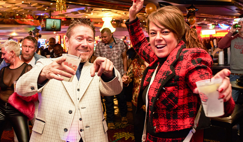 Guests dancing at Omaha Bar during New Year's Eve 2020